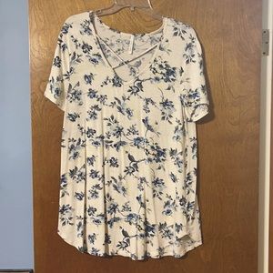 Women’s floral top